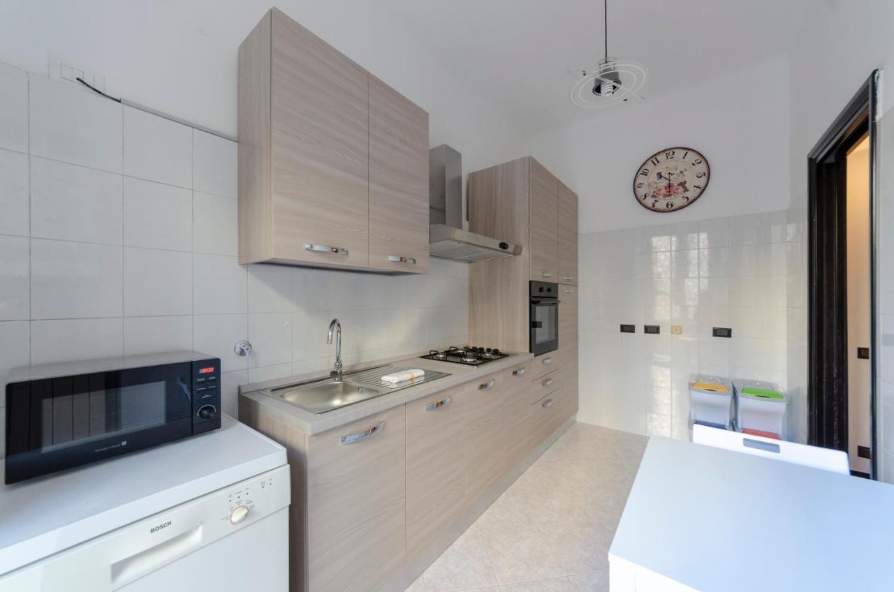 Апартаменти Altido Modern Flat For 6 In The Heart Of Genova Foce Екстер'єр фото