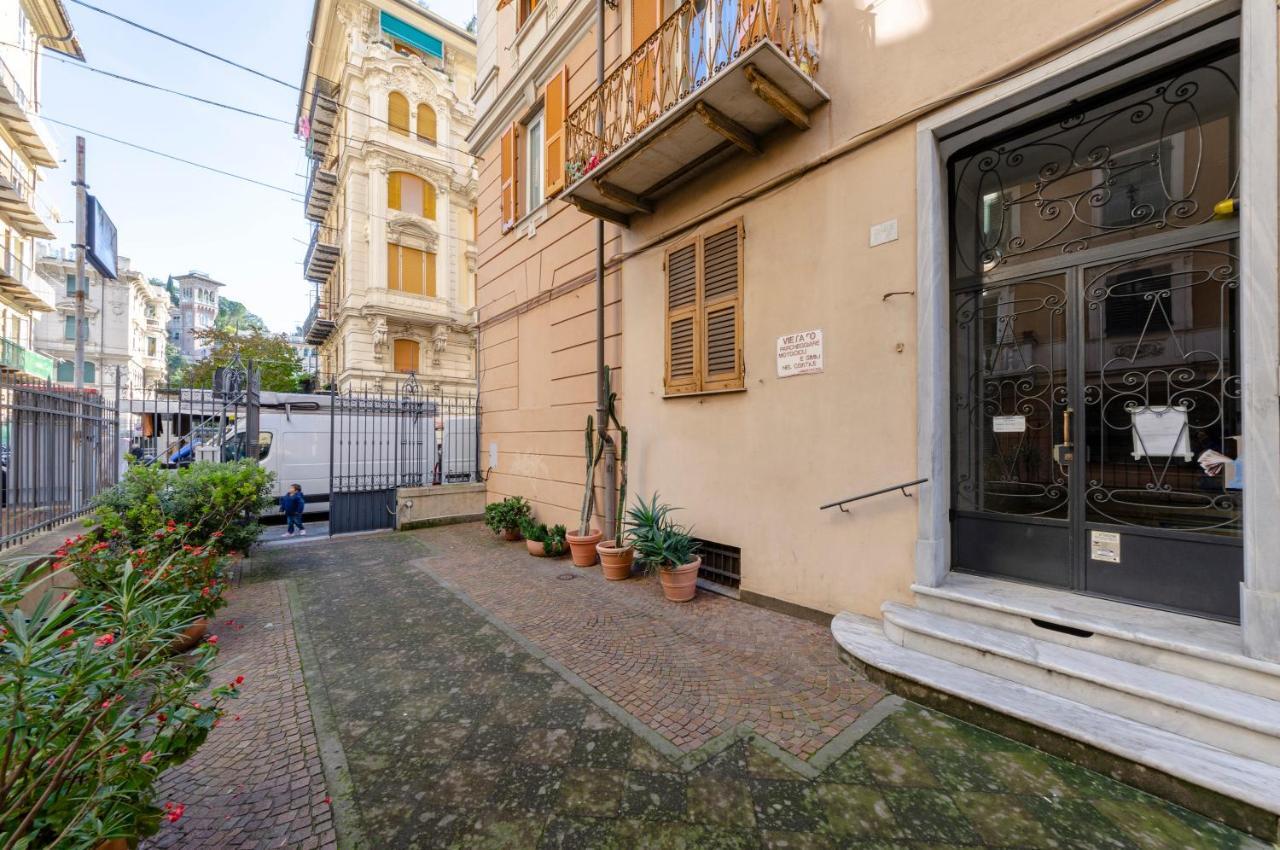 Апартаменти Altido Modern Flat For 6 In The Heart Of Genova Foce Екстер'єр фото