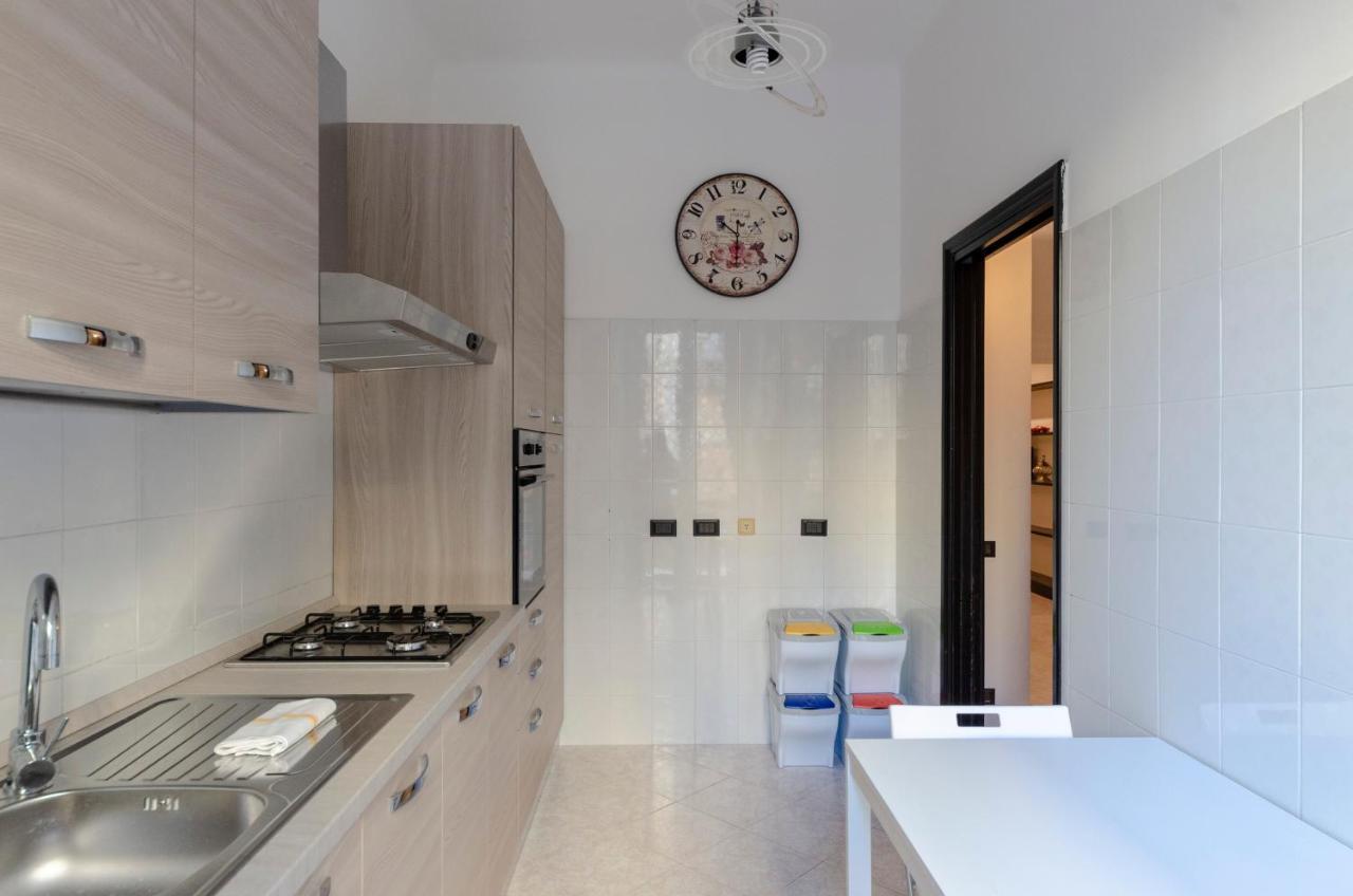 Апартаменти Altido Modern Flat For 6 In The Heart Of Genova Foce Екстер'єр фото